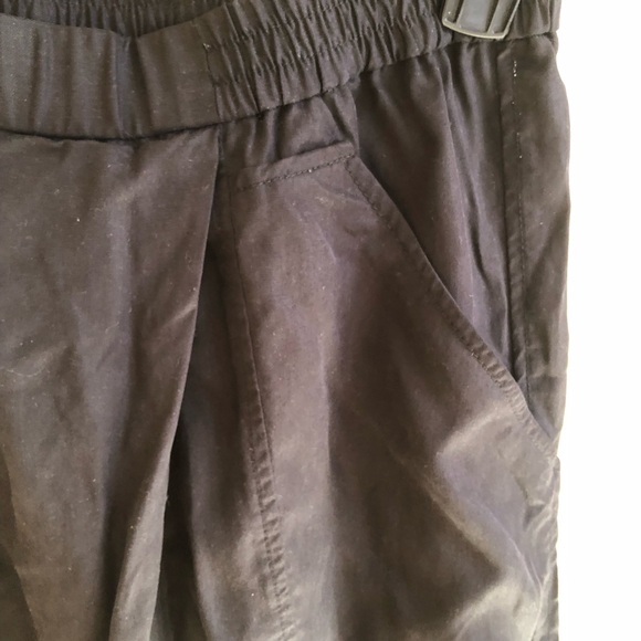 ❤️BCBG MaxAzria Black Wrap Front Pants Jarred Size XS - Picture 6 of 9